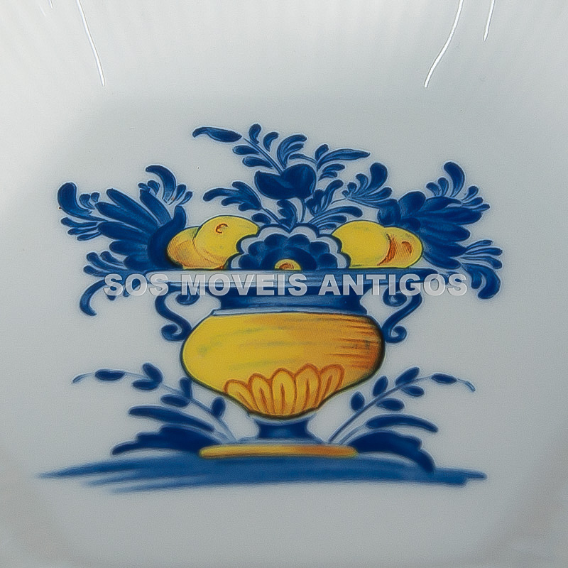 02 PETISQUEIRAS – COLEÇÃO VIANA VISTA ALEGRE – SOSMOVEISANTIGOS – ANTIQUARIO SP (9)