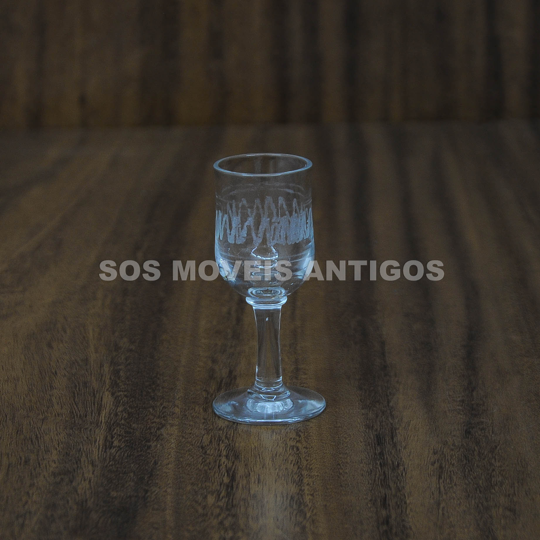 03 TAÇAS APARETIVOS EM FINO CRISTAL FRANCÊS – SAINT LOUIS – 25 ML – SOSMOVEISANTIGOS – ANTIQUARIO SP