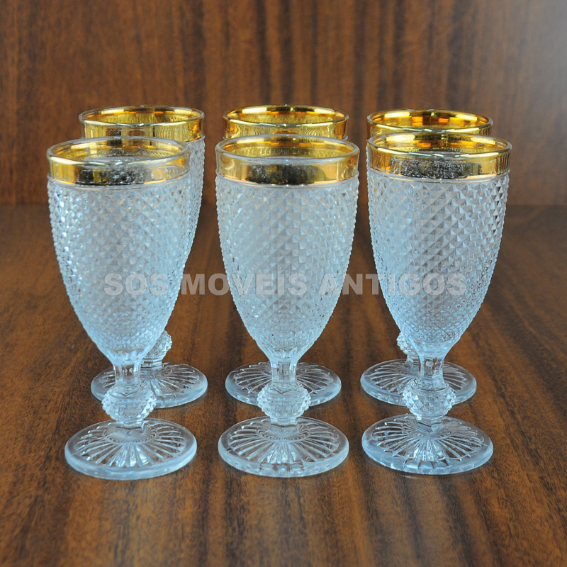 06 TAÇAS EM CRISTAL BICO DE JACA – SOSMOVEISANTIGOS – ANTIQUARIO SP (2)