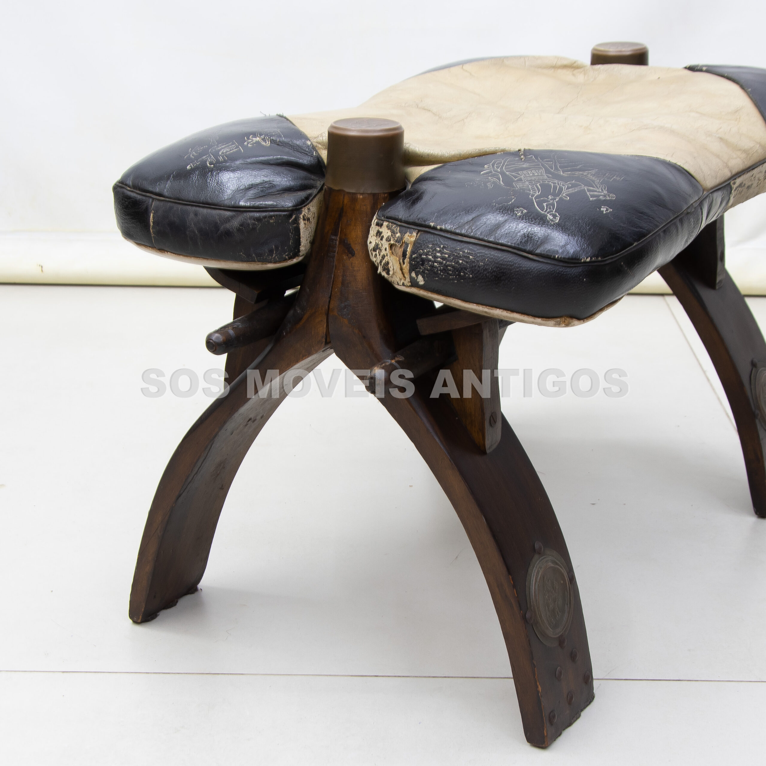 BANQUETA SELA DE CAMELO – MARROQUINO – SOSMOVEISANTIGOS – ANTIQUARIO SP (2)