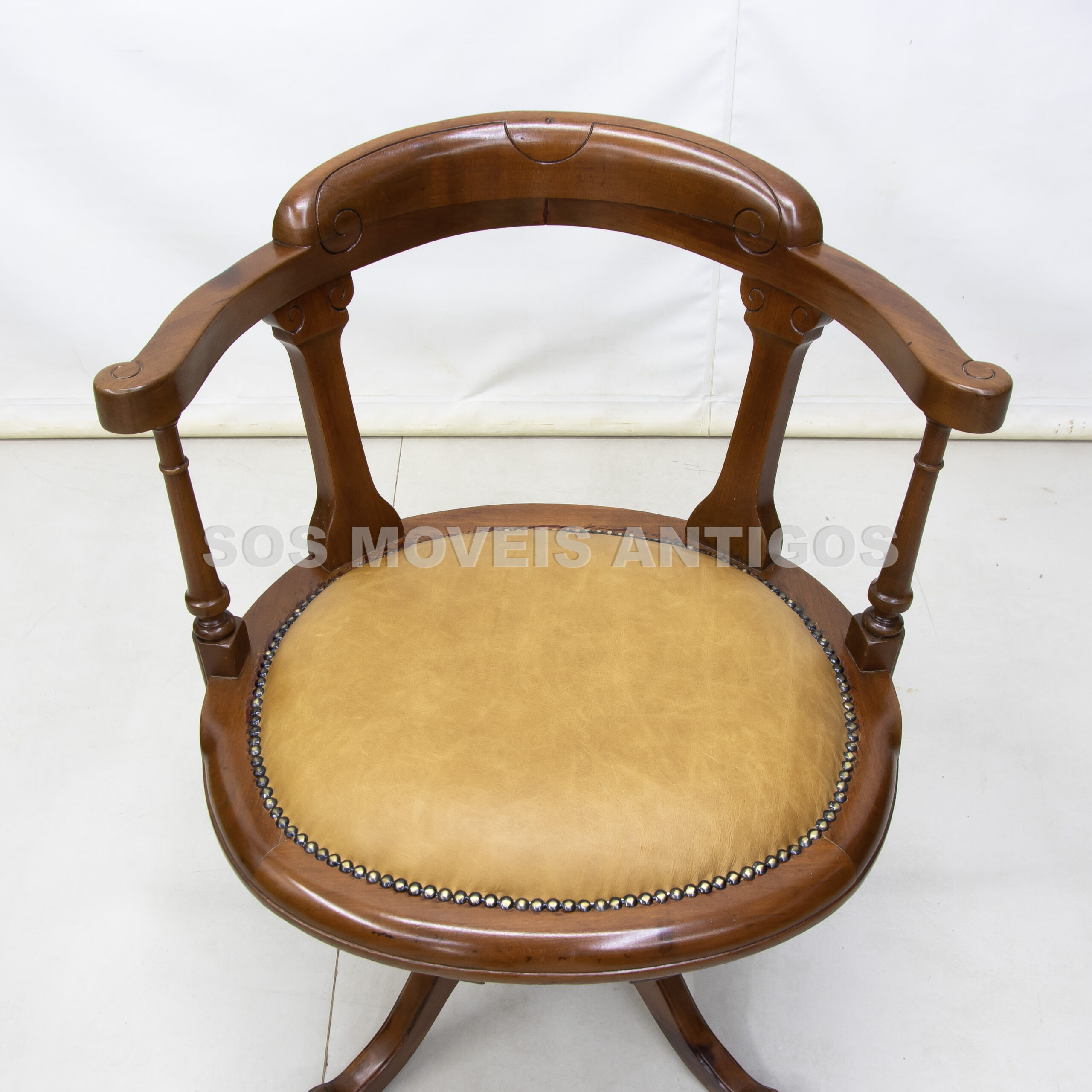 CADEIRA DE ESCRITORIO MODELO XERIFE – SOSMOVEISANTIGOS – ANTIQUARIO SP (5)