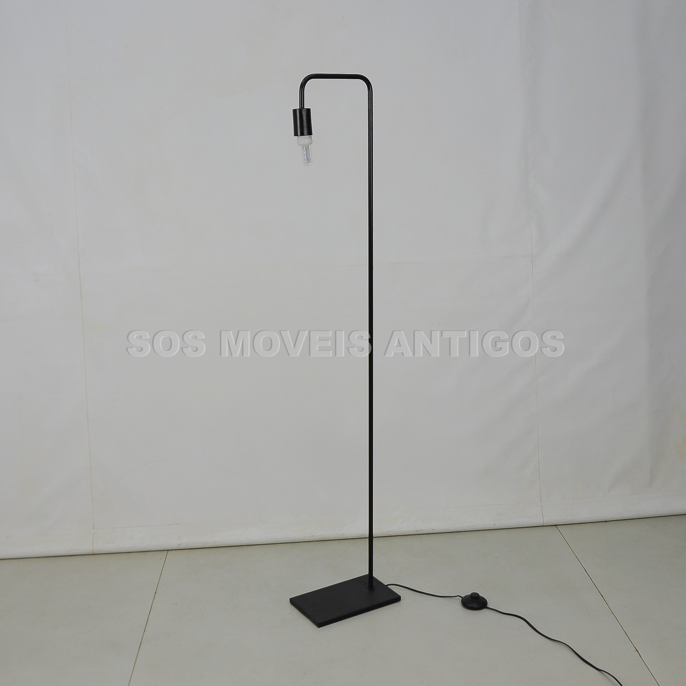 LUMINARIA DE CHÃO DOMINICI – SOSMOVEISANTIGOS – ANTIQUARIO SP (3)