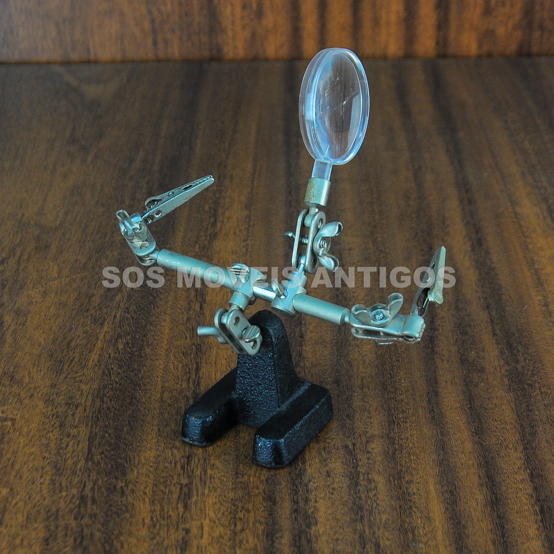 LUPA DE MESA EM METAL – SOSMOVEISANTIGOS – ANTIQUARIO SP (3)