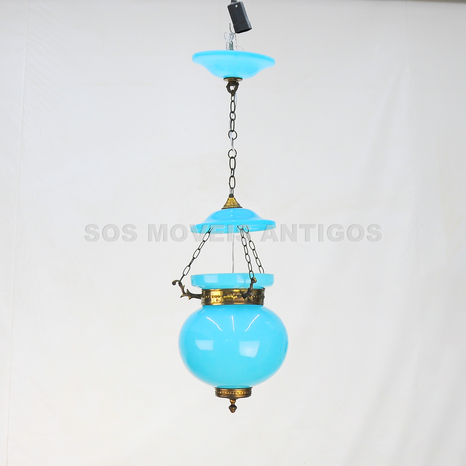 LUSTRE EM OPALINA – SOSMOVEISANTIGOS – ANTIQUARIO SP (3)