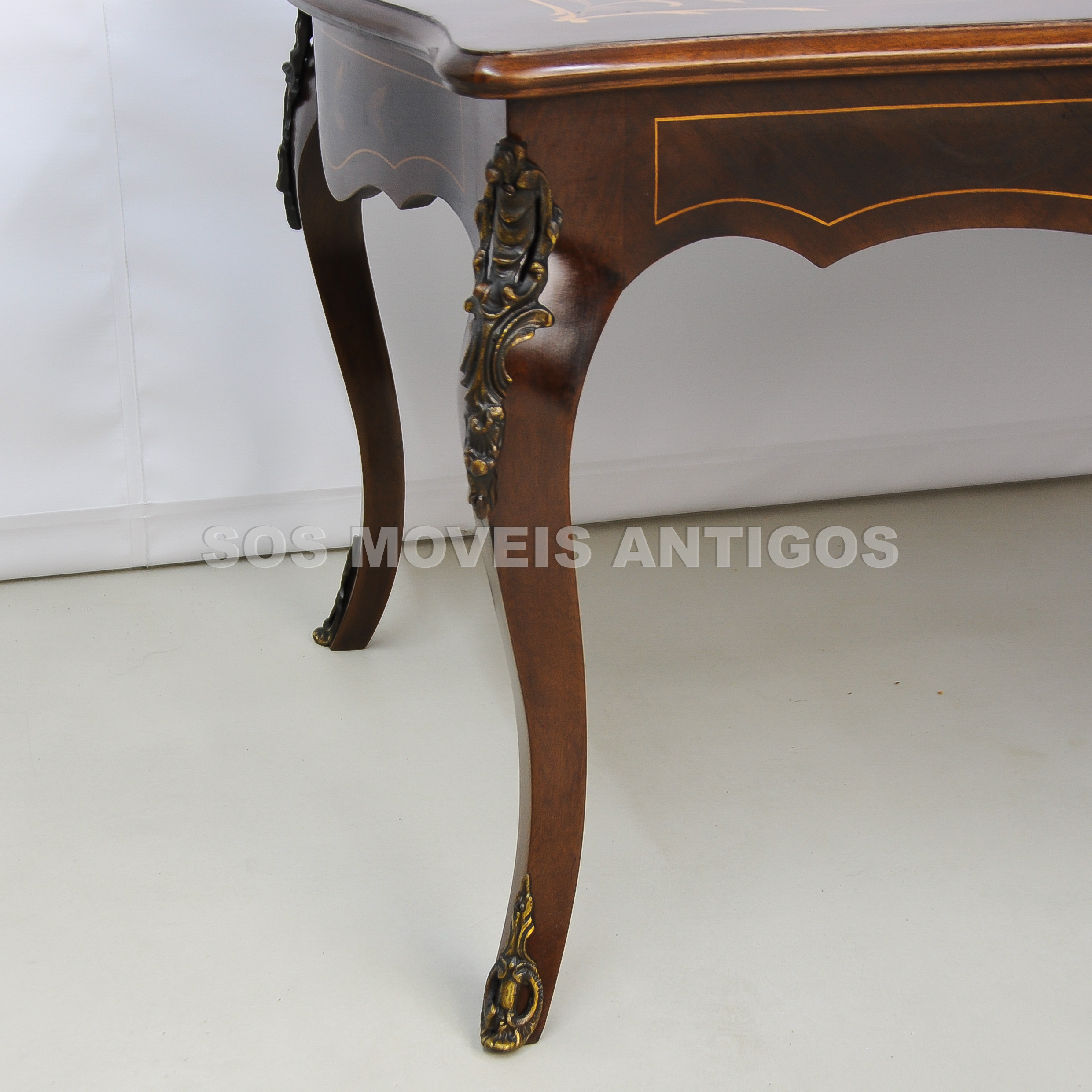MESA DE CENTRO FRANCESA – SOSMOVEISANTIGOS – ANTIQUARIO SP (9)