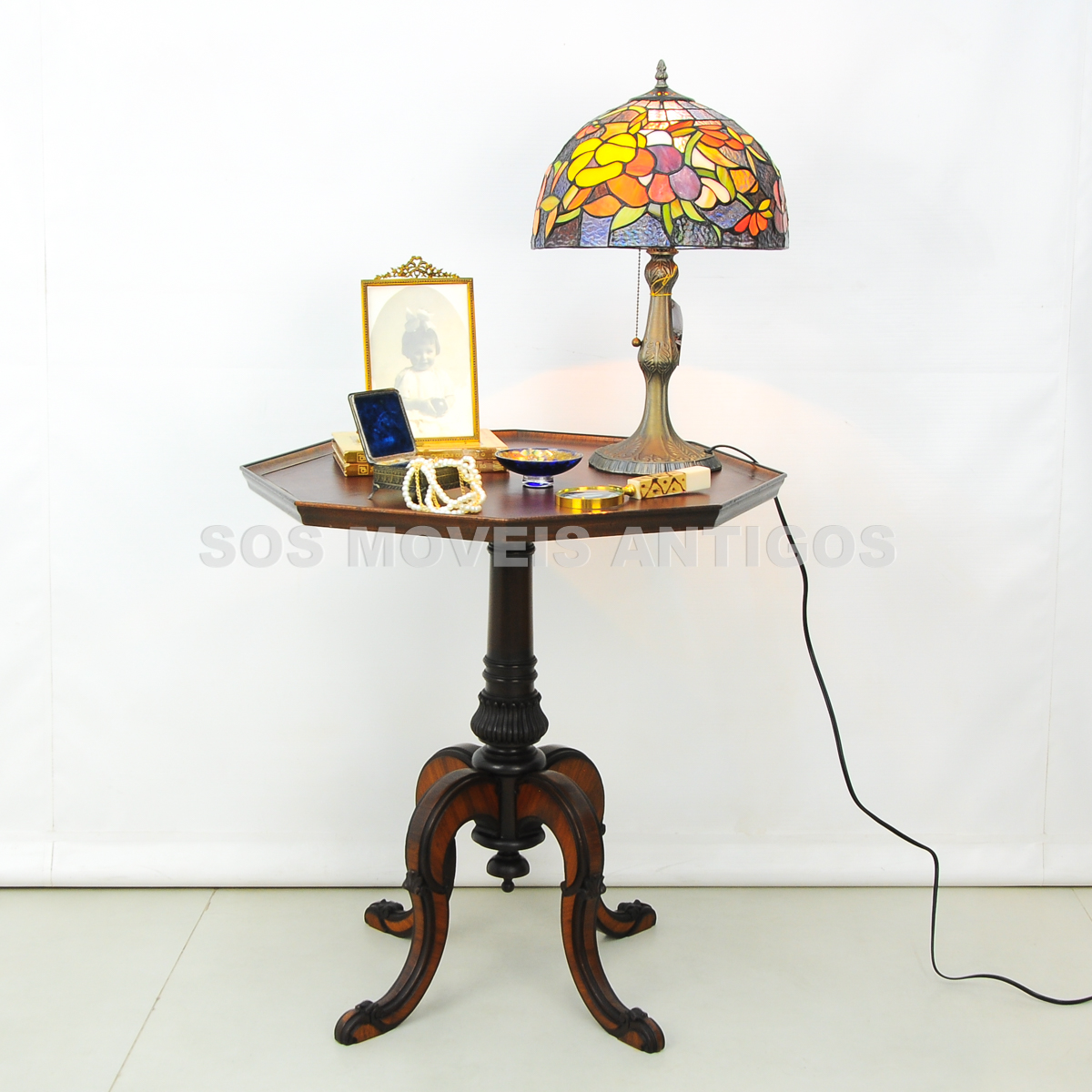 MESA-LATERAL-ESTILO-INGLES-SOSMOVEISANTIGOS-ANTIQUARIO-SP-4-1.jpg