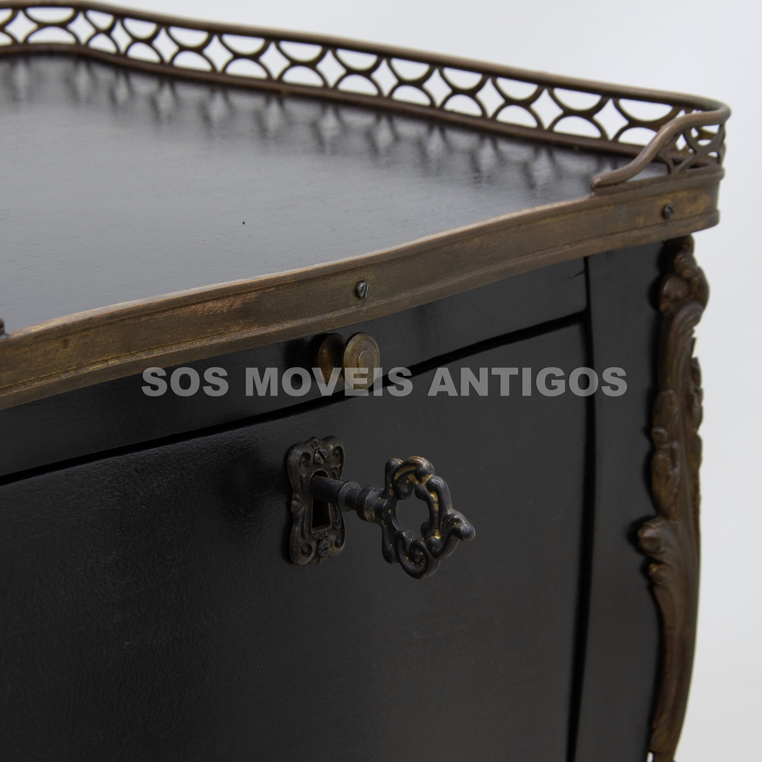 MESA LATERAL FRANCESA – SOSMOVEISANTIGOS – ANTIQUARIO SP (13)