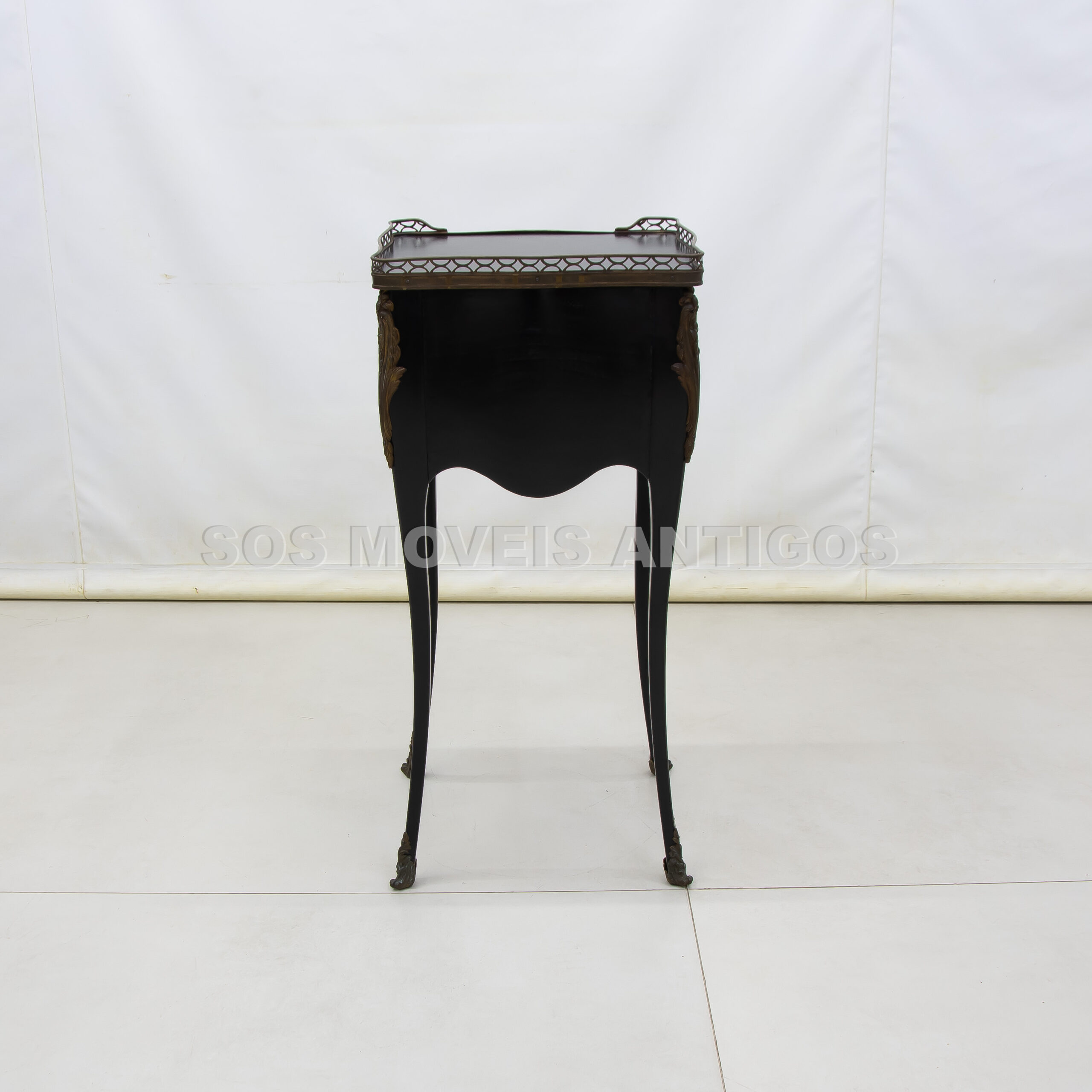 MESA LATERAL FRANCESA – SOSMOVEISANTIGOS – ANTIQUARIO SP (9)