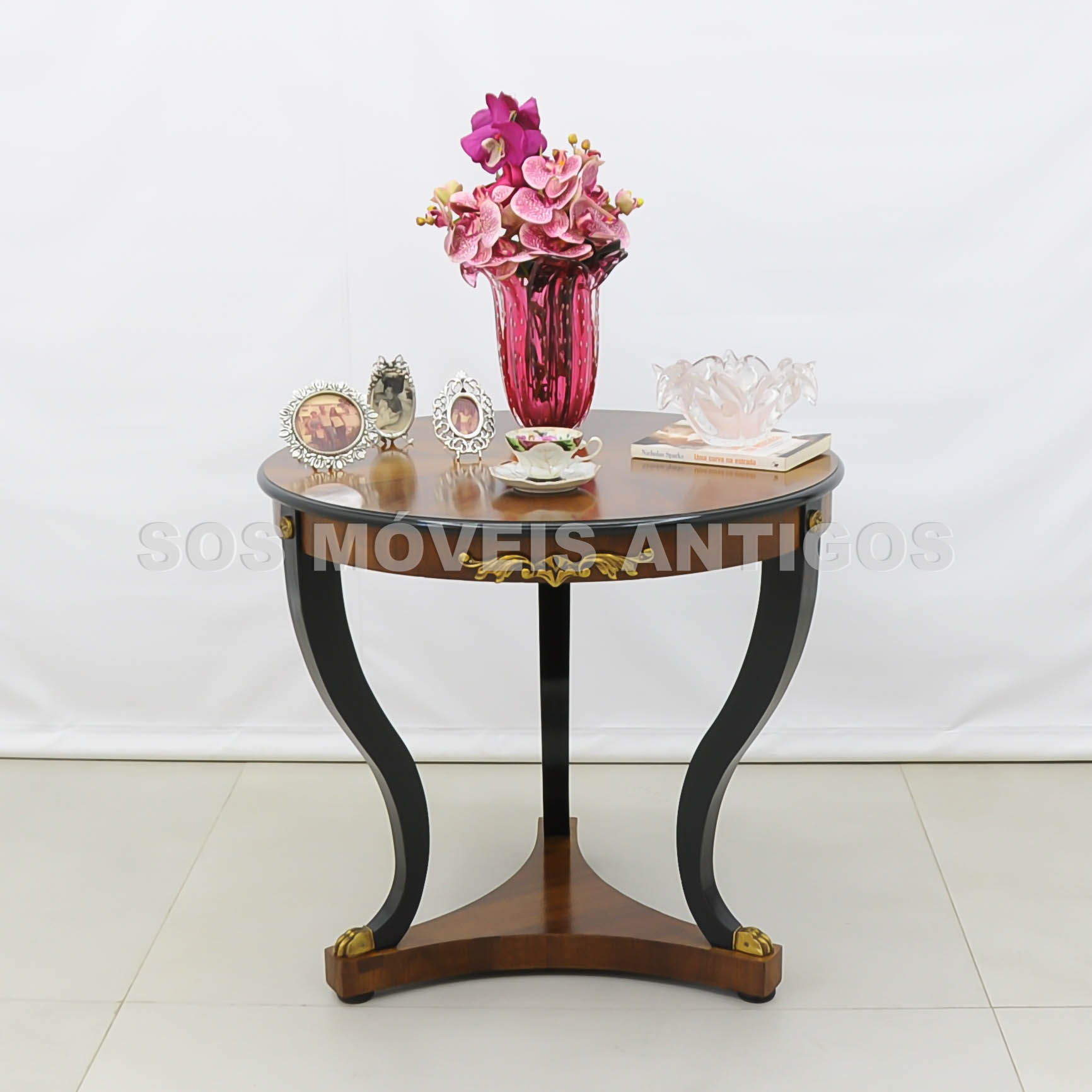 MESA LATERAL INGLESA – SOSMOVEISANTIGOS – ANTIQUARIO SP (1)