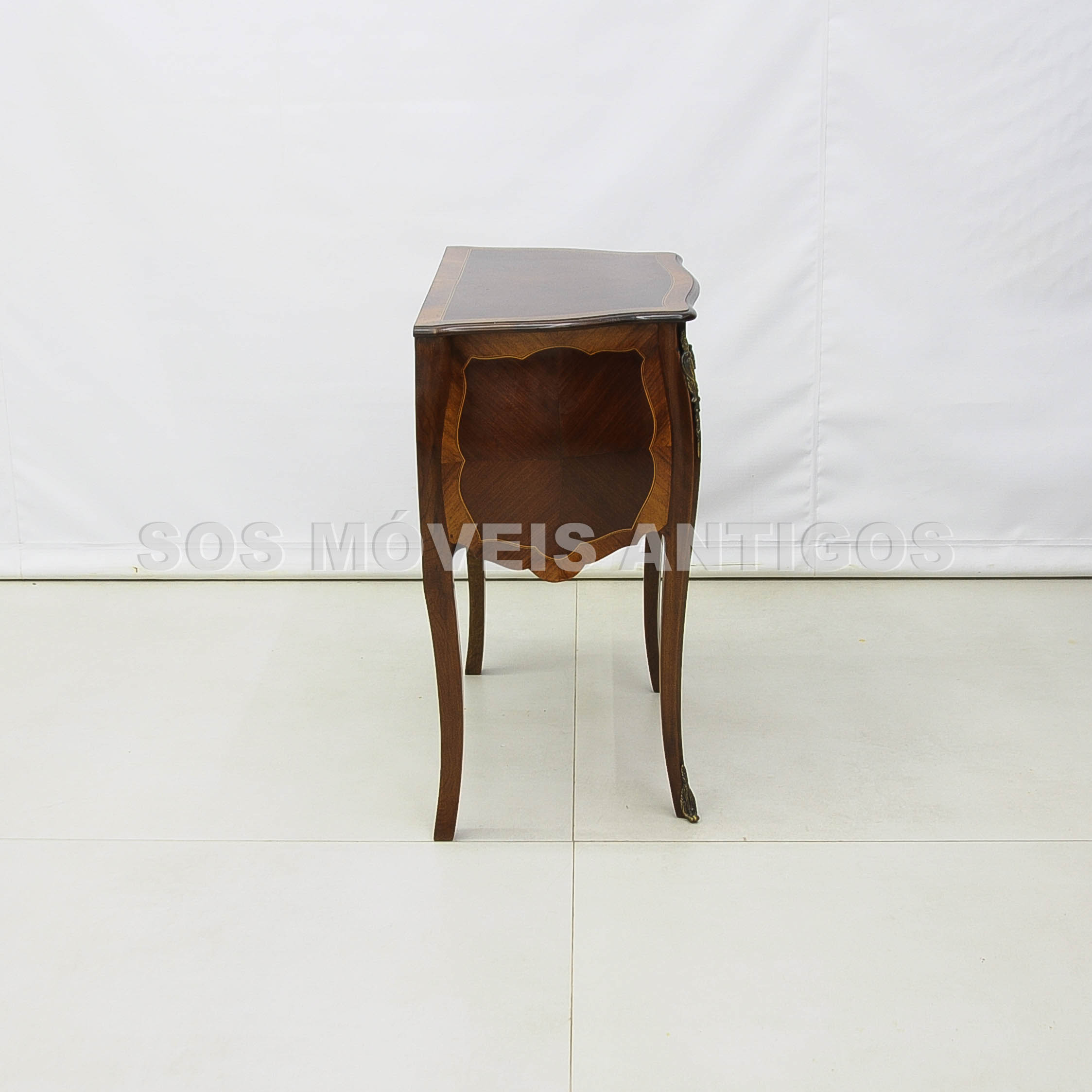 PAR DE MESAS DE CABECEIRA-CRIADO MUDO ESTILO FRANCÊS – SOSMOVEISANTIGOS – ANTIQUARIO SP (5)