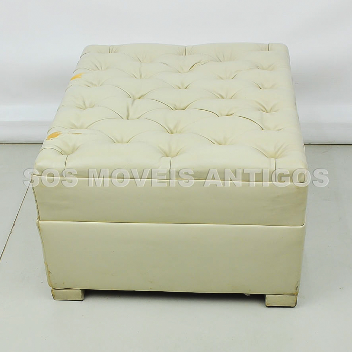 POLTRONA BERGER COM BANQUETA – SOSMOVEISANTIGOS – ANTIQUARIO SP (2)