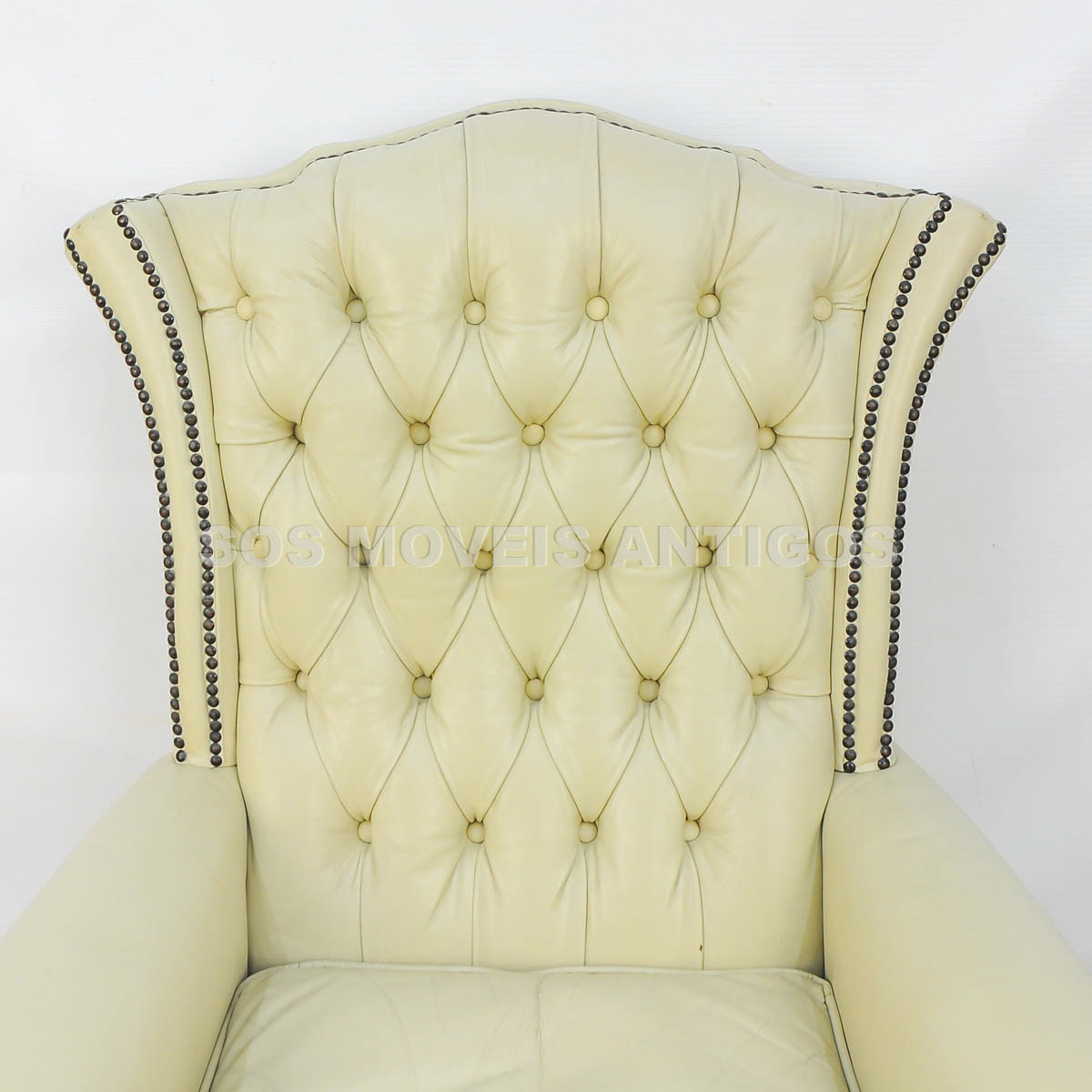 POLTRONA BERGER COM BANQUETA – SOSMOVEISANTIGOS – ANTIQUARIO SP (8)