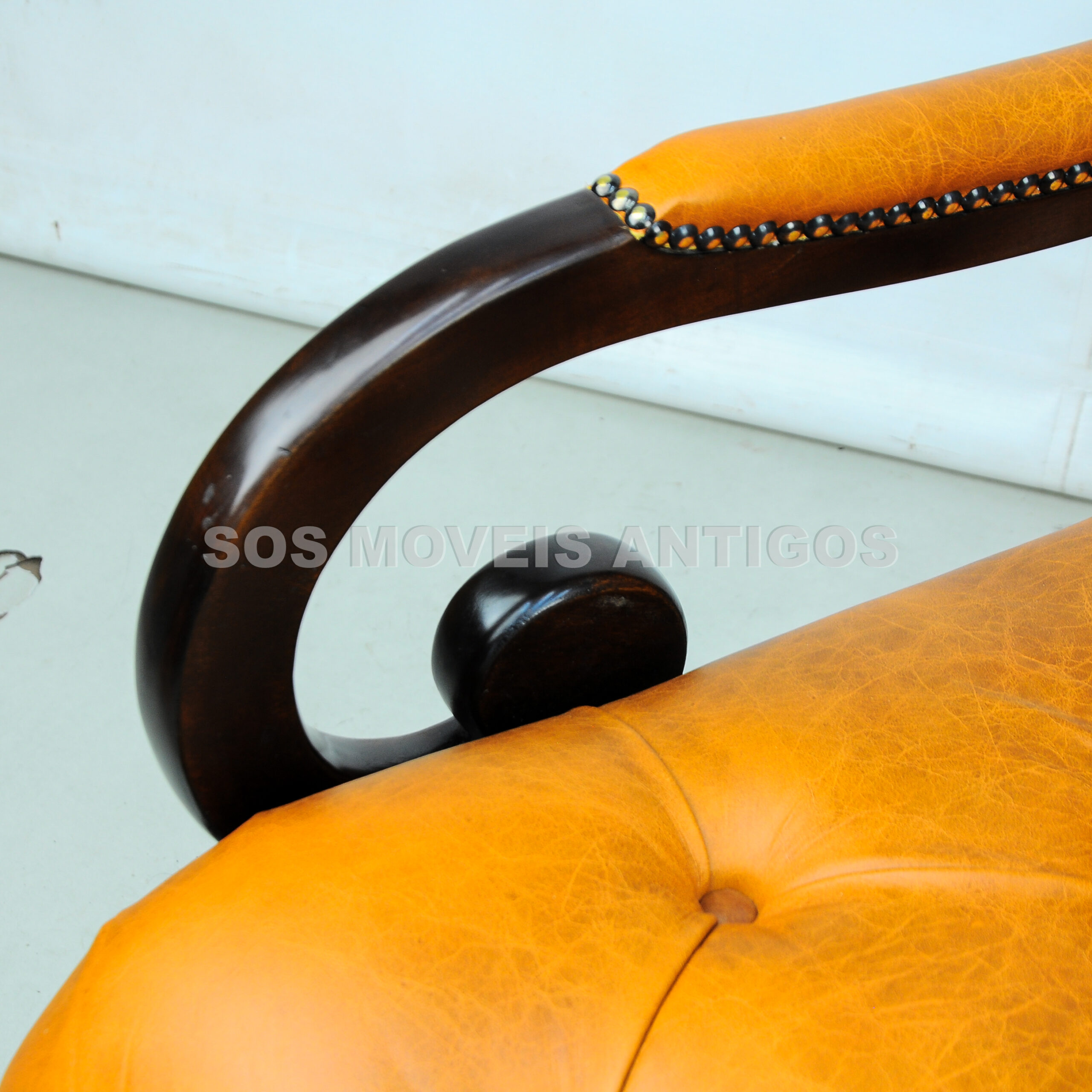 POLTRONA INGLESA – SOSMOVEISANTIGOS – ANTIQUARIO SP (11)