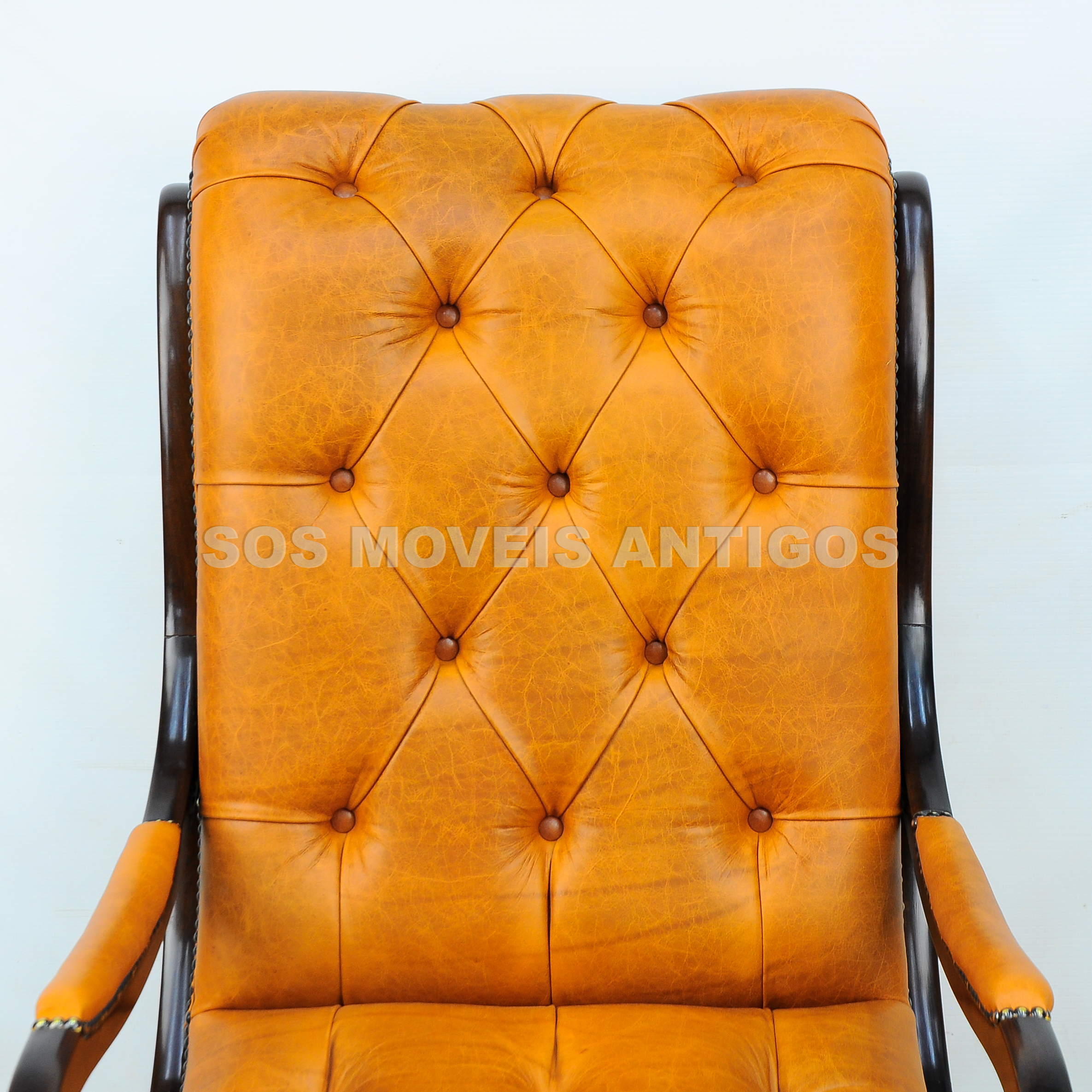POLTRONA INGLESA – SOSMOVEISANTIGOS – ANTIQUARIO SP (7)