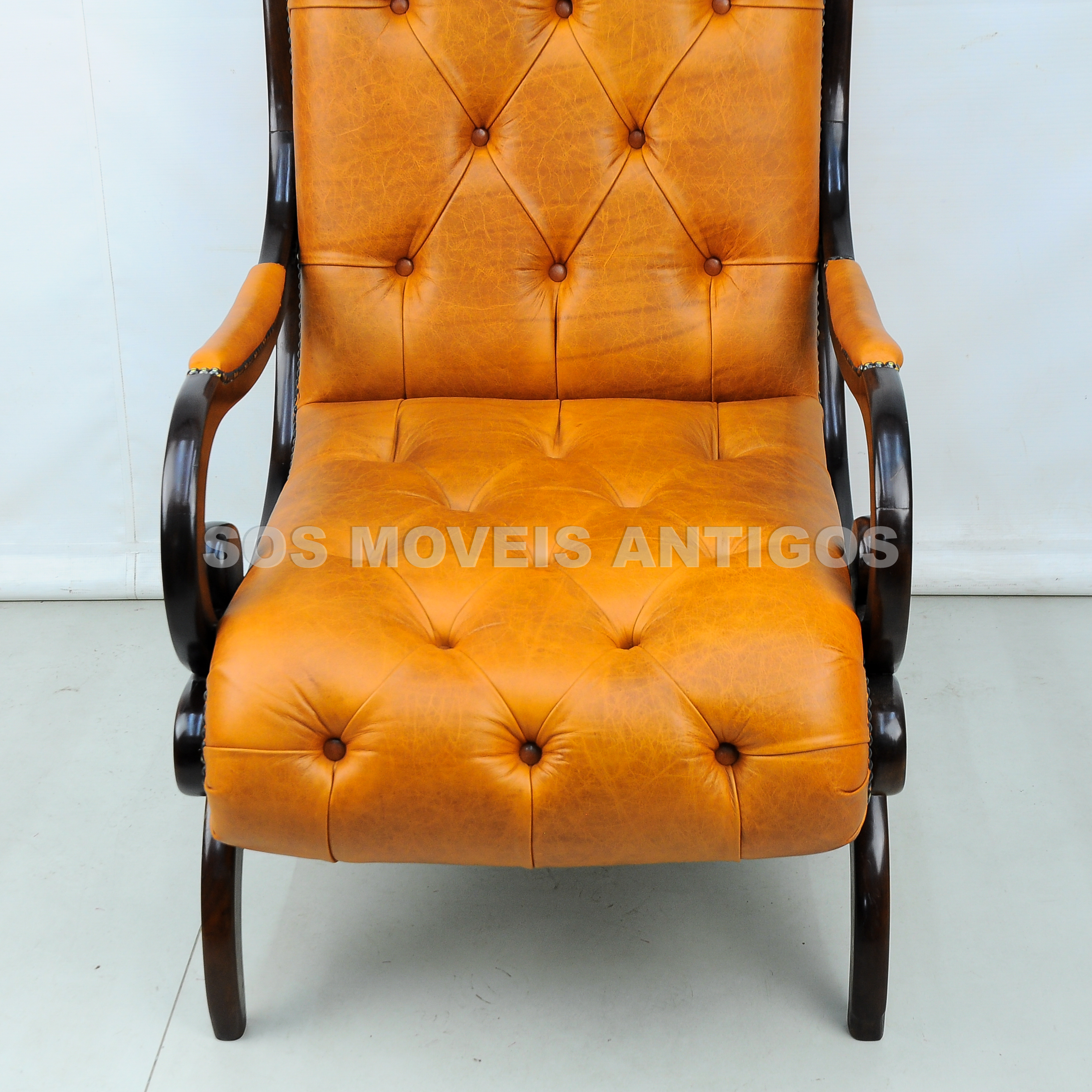 POLTRONA INGLESA – SOSMOVEISANTIGOS – ANTIQUARIO SP (8)