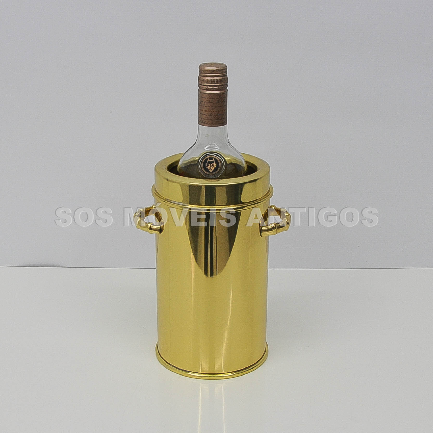 PORTA GARRAFA EM LATÃO DOURADO – ST JAMES – SOSMOVEISANTIGOS – ANTIQUARIO SP (1)