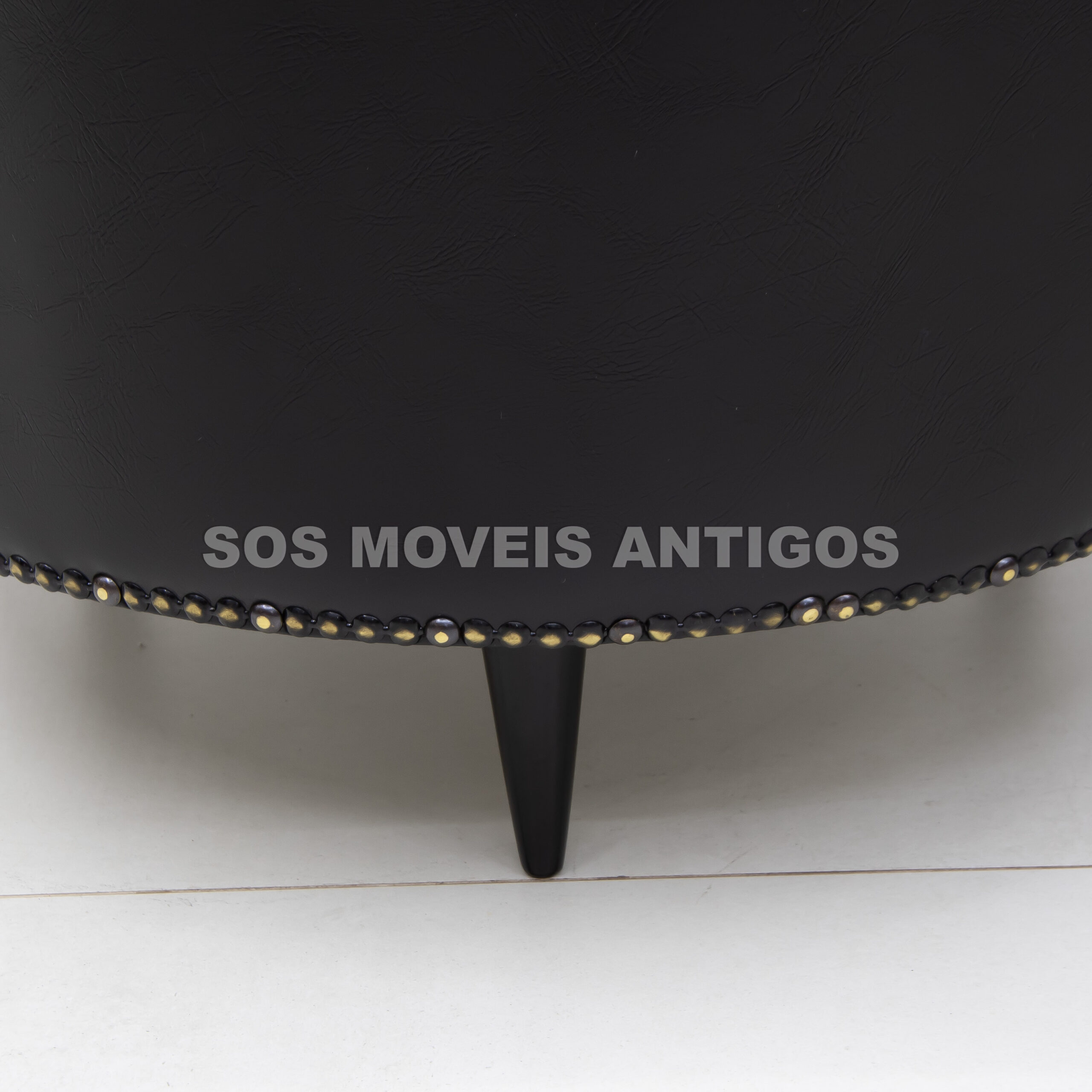 PUFF DÉCADA DE 50 -SOSMOVEISANTIGOS – ANTIQUARIO SP (1)